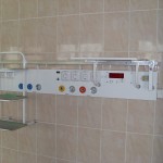 Консоль реанимационная двухрядная 1600мм Консоль реанимационная двухрядная 1600мм